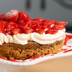 PREMIUM STRAWBOFFEE PIE