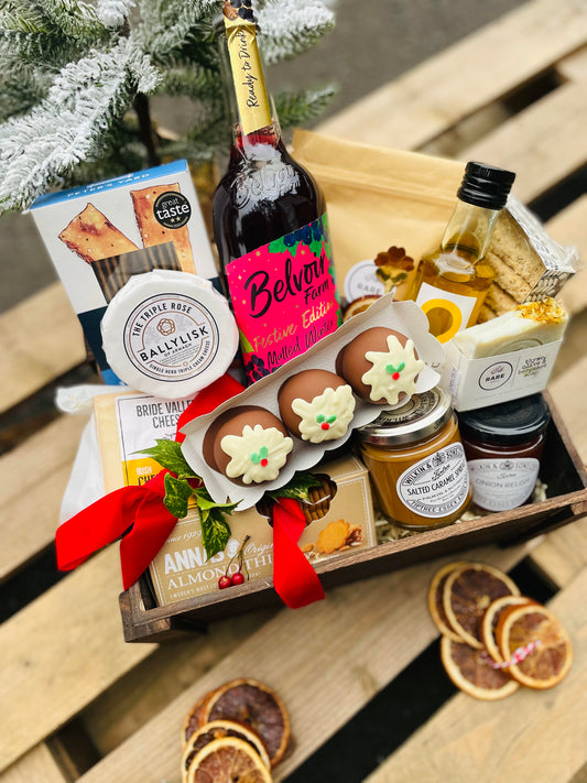 LARGE LUXURY CHRISTMAS HAMPER CRATE